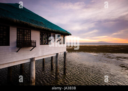 Rilassante beach house a Calatagan, Batangas Foto Stock