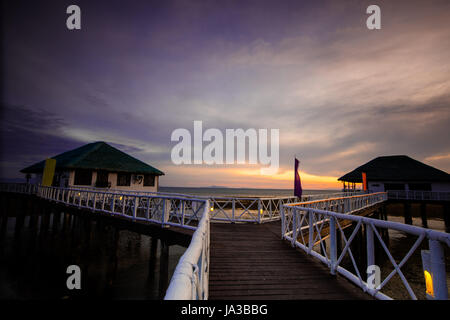 Rilassante beach house a Calatagan, Batangas Foto Stock