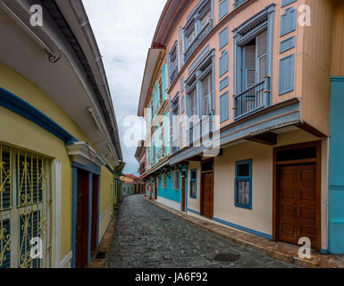 Edifici di Las Penas quartiere sulla base della collina di Santa Ana - Guayaquil, Ecuador Foto Stock