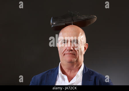 Edimburgo, Scozia 24 agosto. Giorno 13 Edinburgh International Book Festival. Nella foto: Colm Toibin, romanziere irlandese, breve storia scrittore, saggista, drammaturgo, giornalista, critico e poeta. Credito: pak@ Mera/Alamy Live News Foto Stock