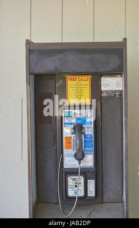 Cabina telefonica a Oscar Scherer del Parco Statale di Osprey, Florida Foto Stock