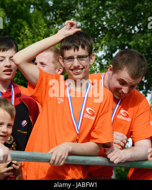 Il cucchiaio di legno SEN internazionali di rugby a Witney RFC, Oxfordshire, Regno Unito Foto Stock