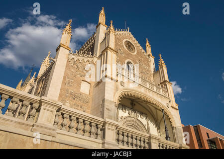 La Iglesia de San Jerónimo el Real, una chiesa cattolica romana e resti di un ex monastero Hieronymite, Distretto Retiro, Madrid, Spagna. Foto Stock