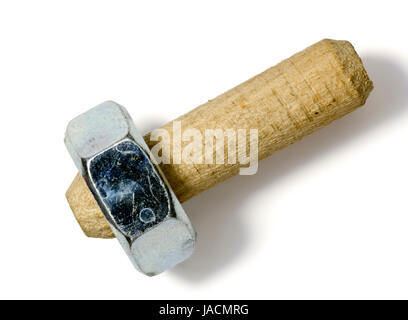 Holzdübel und Metallmutter; picchetto in legno e vite femmina Foto Stock