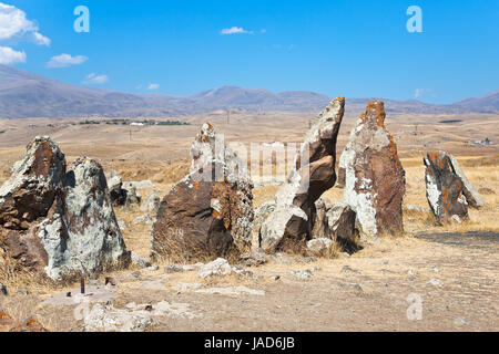 Megalitico di pietra permanente di Zorats Karer (Carahunge) - pre-storia monumento in Armenia Foto Stock