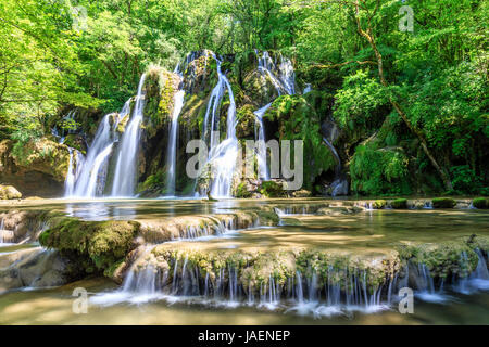 Francia, Giura, Les Planches pres Arbois, cascata Tufs Foto Stock