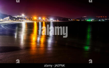 Rushikonda Beach si trova a Visakhapatnam sulla costa del Golfo del Bengala nello stato indiano di Andhra Pradesh. La spiaggia è conosciuta come il gioiello di t Foto Stock