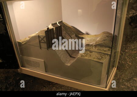 Modello di Danebury hill fort difese, Età del Ferro museo, Andover, Hampshire, Inghilterra Foto Stock