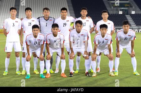 Doha in Qatar. Il 6 giugno, 2017. I giocatori della Repubblica democratica popolare di Corea line up prima di un amichevole partita di calcio tra il Qatar e la Repubblica popolare democratica di Corea (DPRK) al Jassim bin Hamad Stadium di Doha, in Qatar, Giugno 6, 2017. La partita si è conclusa con un pareggio per 2-2. Credito: Nikku/Xinhua/Alamy Live News Foto Stock