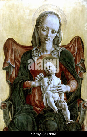 Cosmè Tura (Cosimo Domenico di Bona) - Madonna e Bambino Foto Stock