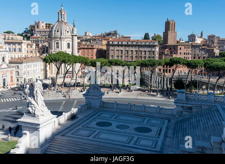 Passi fino all Altare della Patria, Roma Italia Foto Stock