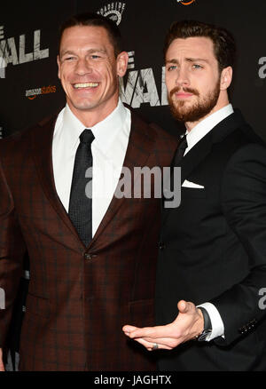 NYC Premiere della parete dotata di: John Cena, Aaron Taylor-Johnson dove: NYC, New York, Stati Uniti quando: 28 Apr 2017 Credit: Patricia Schlein/WENN.com Foto Stock