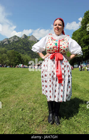 L'Europa,Est Europa, Slovacchia,Polonia,margine,Cerveny Klastor,folklore,festival,festa,festival con costumi tradizionali,costume nazionale,cultura, estate, Foto Stock