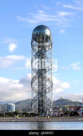 Torre di alfabeto a Batumi, Georgia Foto Stock