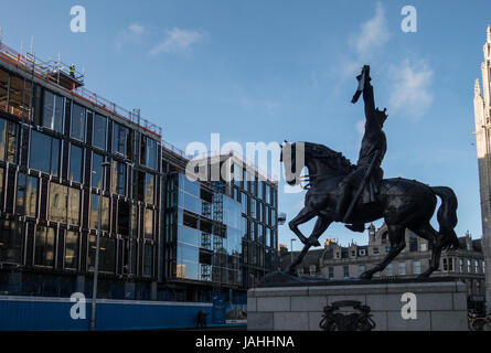 Robert the Bruce statua in Piazza Marischal, Aberdeen Foto Stock