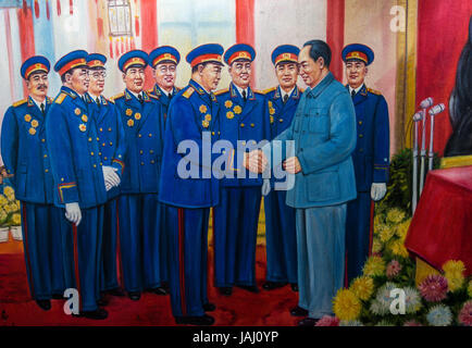 Pittura di olio nello stile del realismo socialista in arte raffiguranti il Presidente Mao come il leader del popolo, Suzhou, provincia dello Jiangsu, Cina Foto Stock