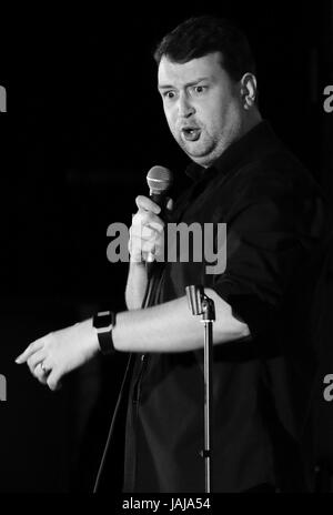 Craig Murray - dalla banda larga Plusnet annuncio TV e uno dei più grandi talenti del Regno Unito commedia - circuito esegue al castello di Comedy Club, Biggleswade, Bedfordshire con: Craig Murray dove: Biggleswade, Regno Unito quando: 01 maggio 2017 Credit: WENN.com Foto Stock