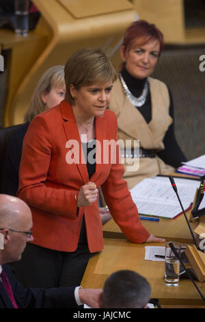 Primo ministro di domande a Holyrood con: Nicola Storione dove: Edimburgo, Regno Unito quando: 03 maggio 2017 Credit: WENN.com Foto Stock