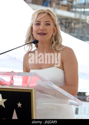 Goldie Hawn e Kurt Russell onorato con doppia cerimonia a stella sulla Hollywood Walk of Fame con: Kate Hudson dove: Hollywood, California, Stati Uniti quando: 04 maggio 2017 Credit: FayesVision/WENN.com Foto Stock