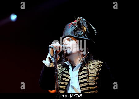 Adam Ant aka Stuart Goddard effettuando al Isle Of Wight Festival il 11 giugno 2016, Newport IOW Foto Stock