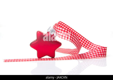 Roter Weihnachtsstern mit rotem Band und weißem Hintergrund Foto Stock