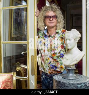 Pierre-Jean Chalençon, collezionista francese e rinomato esperto del periodo napoleonico. Parigi, 13 ottobre 2014 Foto Damien Grenon Foto Stock