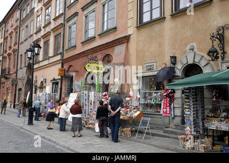 Polonia,Varsavia,Città Vecchia,lane,negozi,passanti, Foto Stock