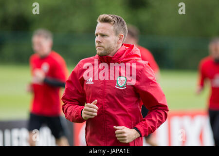 Hensol, Wales, Regno Unito. 07Th Giugno, 2017. Hensol, Wales, Regno Unito, 7 giugno 2017. Chris Gunter durante il Galles squadra nazionale della formazione a Hensol Castle davanti a lato la Coppa del Mondo FIFA 2018 match di qualificazione contro la Serbia. Foto di credito: Mark Hawkins/Alamy Live News Foto Stock