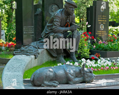 Cimitero di Novodevichy, sepoltura di Nikulin Yuri, Clown e direttore del circo, Mosca, Russia, Nowodewitschi-Friedhof, Juri Wladimirowitsch Nikulin Foto Stock