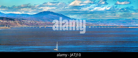 L'Ile d'Orleans ponte che attraversa il fiume San Lorenzo in Quebec, Canada Foto Stock