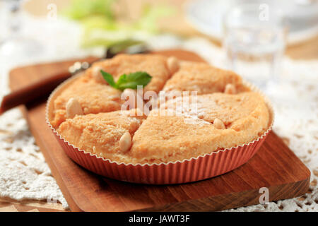 Freschi di forno dolce mandorla torta Foto Stock