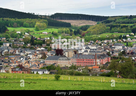 Panorama sull'abbazia di Stavelot nelle Ardenne belghe Foto Stock