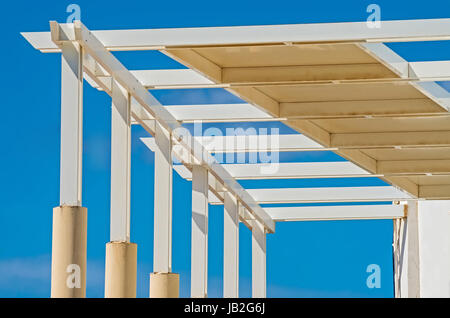 White arbor con simpleand linee di base Foto Stock