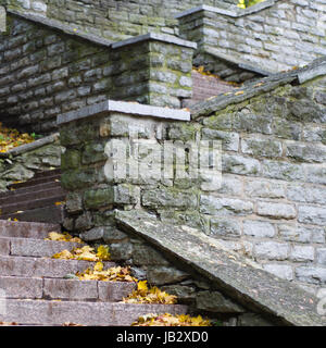 Scala di pietra che conduce, close-up Foto Stock