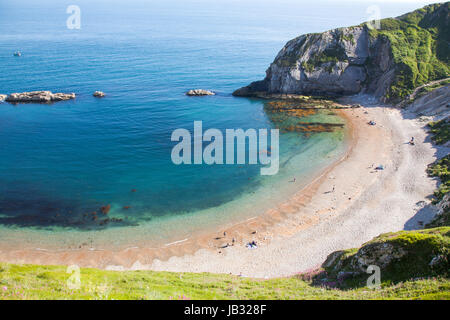 Bellissima spiaggia nascosta su Jurassic Coast di Dorset, Regno Unito - Britiish estate destinazione di vacanza Foto Stock