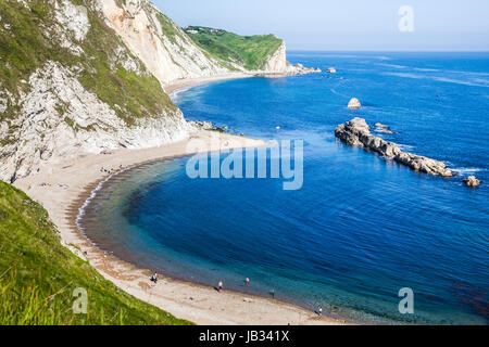 Bellissima spiaggia nascosta su Jurassic Coast di Dorset, Regno Unito - Britiish estate destinazione di vacanza Foto Stock