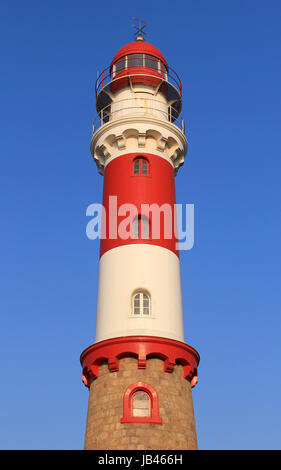 Il famoso faro di Swakopmund, un stile germam città coloniale sulla costa atlantica del nord ovest della Namibia Foto Stock