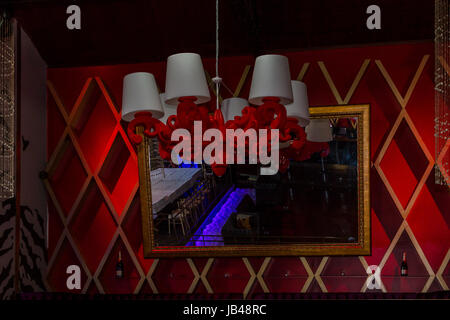 Decorazione di interni in un night club Foto Stock