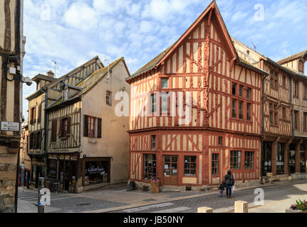 Francia, Yonne (89), Joigny, la maison de l'Arbre de Jessé // Francia, Yonne, Joigny, Albero di Jesse House Foto Stock