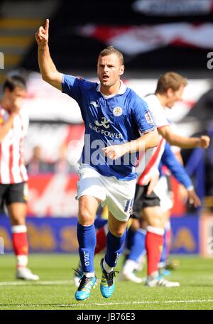 RICHARD WELLENS CELEBRA GOA LEICESTER CITY V SOUTHAMPTON RE LO STADIO DI POTENZA Leicester Inghilterra 27 Agosto 2011 Foto Stock