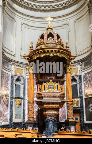 Berlino, Germania - 13 Aprile 2017: Oratorio della Cattedrale di Berlino (Berliner Dom) di stile Neobaroque a Berlino, Germania. Foto Stock