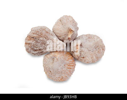Deliziosi fichi secchi isolati su sfondo bianco Foto Stock