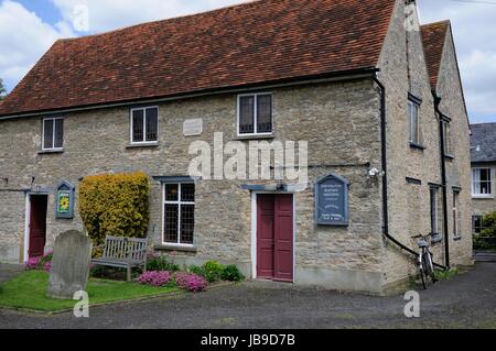 Battista Stevington incontro, Stevington, Bedfordshire, al West End che è stata fondata nel 1655. La presente costruzione in pietra, fu costruita nel 1720, Foto Stock