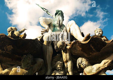 Neptunbrunnen Deutschland Berlin / Neptun fontana Germania Berlino Foto Stock