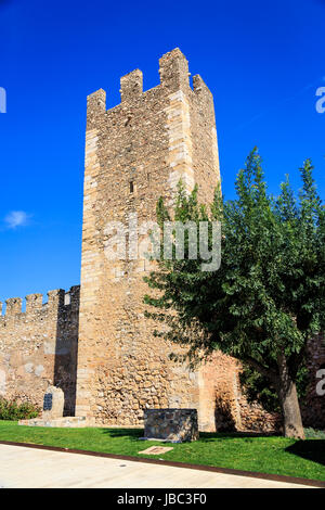 Mura della città fortificata di Montblanc, la Catalogna. Spagna Foto Stock