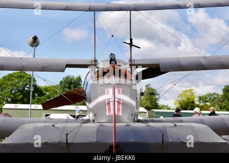 Triplano Sopwith 'Dixie ll' in mostra statica al vecchio operaio Aerodrome Foto Stock