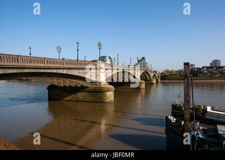 Battersea Bridge da Old Ferry Wharf, Chelsea Foto Stock