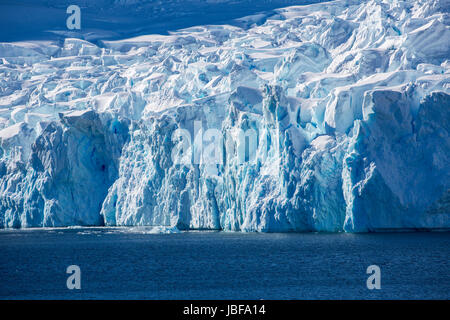 Ghiacciaio al Paradise Harbour, Antartide Foto Stock