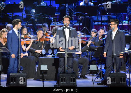 Napoli, Italia. 10rd, giugno 2017. il volo di eseguire per la "notte magica - un omaggio ai tre tenori" a etes arena flegrea, Napoli, Italia credito: mariano montella/Pacific Foto Stock