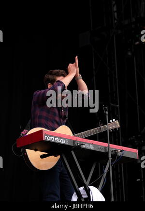 Newport, Isle of Wight, Regno Unito. 11 Giugno, 2017. Isle of Wight Festival Giorno 4 - band britannica Scouting per ragazze in esecuzione al IOW Festival, Seaclose Park Newport 11giugno 2017, UK Credit: DFP/fotografica Alamy Live News Foto Stock